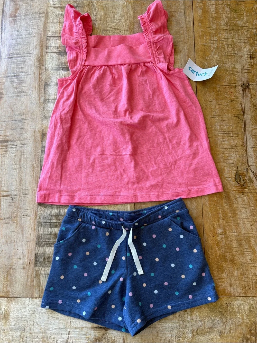 NWT Carter’s two piece set size 6/6x